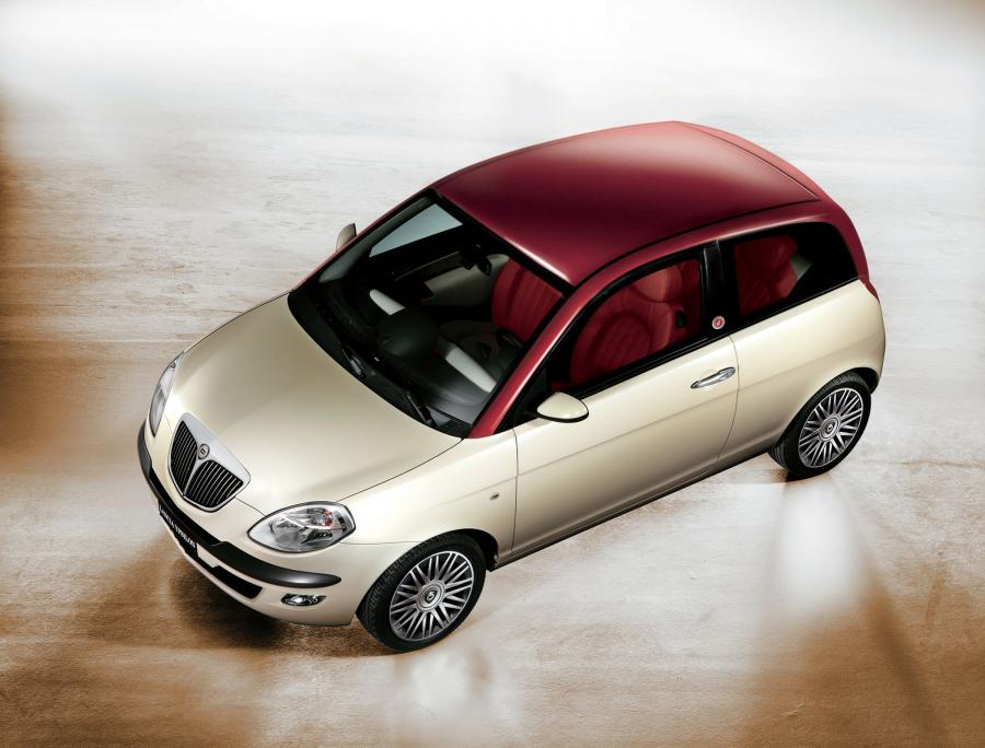  Lancia Ypsilon Unique Edition 2003 года  (фото 27 из 40)
